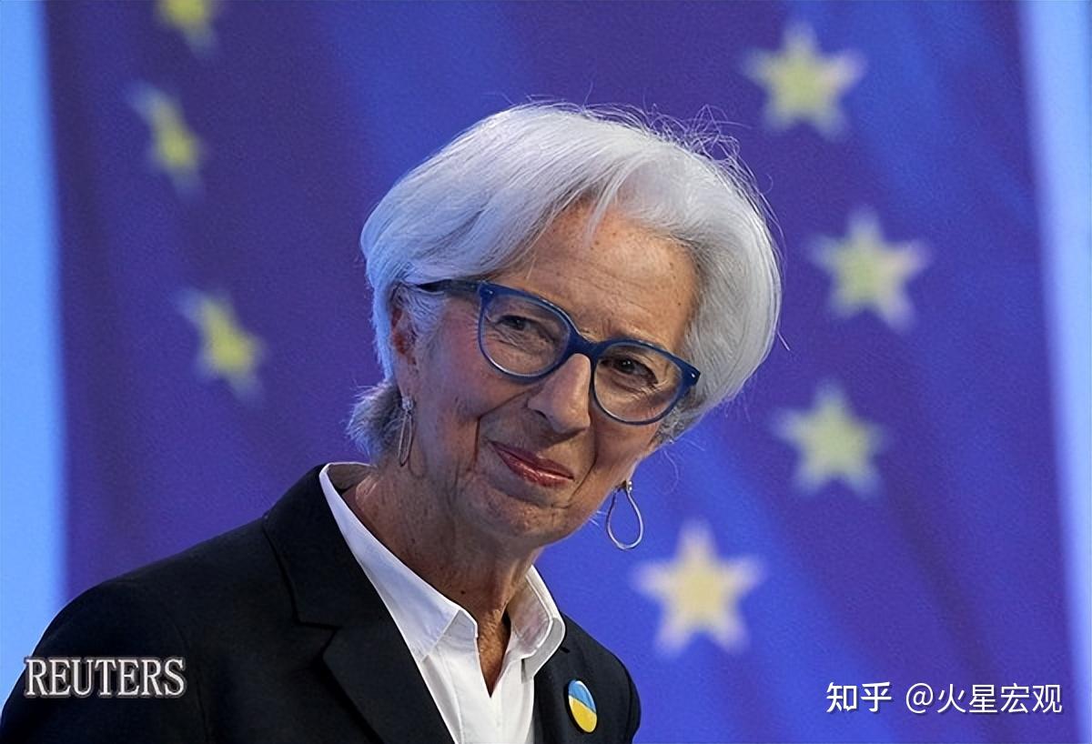 包含今晚体能课后，尼斯官宣签约备战欧超杯，压力陡增，心理建设被强调的词条